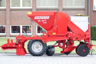 Посадочная машина ложечно-элеваторного типа GRIMME  GL 32 F