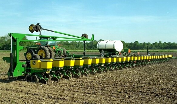Сеялка точного высева John Deere DB74