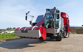 Кормосмеситель самоходный BvL V-MIX-Drive Maximus Plus 1S