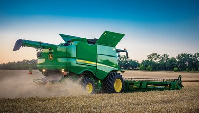 Зерноуборочный роторный комбайн John Deere S770