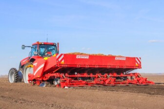 Посадочная машина ложечно-элеваторного типа GRIMME  GL 860