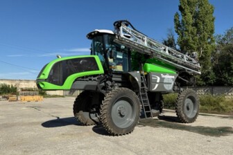 Самоходный опрыскиватель Tecnoma Laser 5240